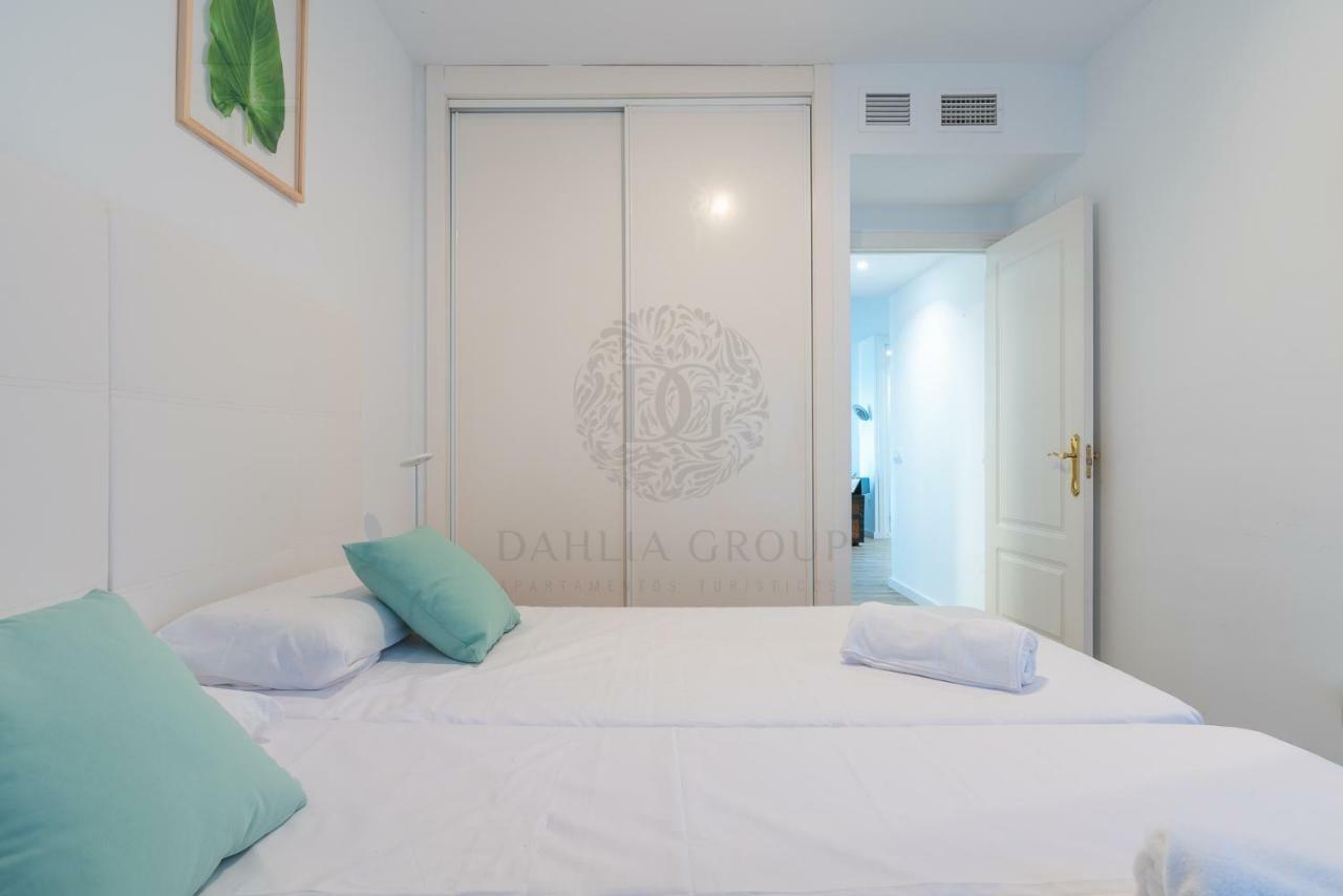 El Faro Beach Apartment by Dahlia Group Estepona Exterior foto